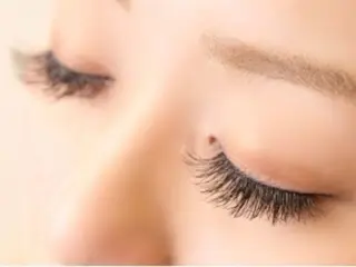 マツエク・マツパ Nail＆Eyelash Salon Lea  五井店所属・Lea 望月のマツエク・マツパデザイン