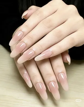 ネイル 飯田 真央のネイルデザイン