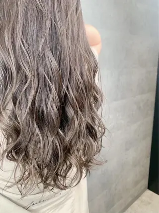 セミロング _WHITE 静岡店のヘアスタイル
