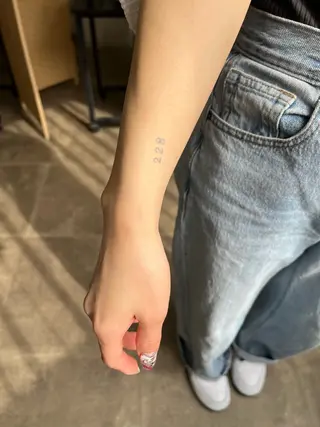 repos 金山ネイルサロンのネイルデザイン