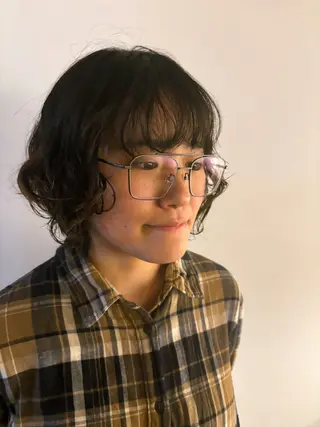 ショート ウシロダ メグミのヘアスタイル