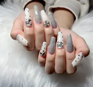 ネイル 💜MIYA nail川崎店のネイルデザイン