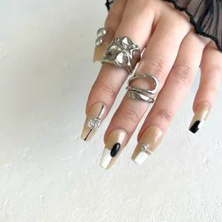 ネイル Ray. ちゅるん系ニュアンスのネイルデザイン