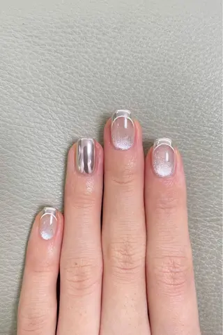 ネイル V vvのネイルデザイン