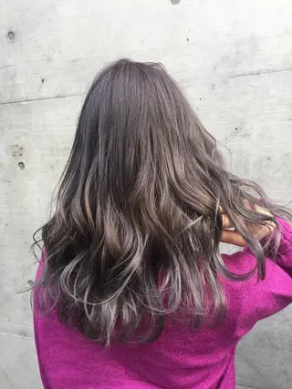 セミロング カラー 韓国ヘア🤍髪質改善 🇰🇷AKANEのヘアスタイル