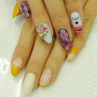 ネイル アップネイル 芦田のネイルデザイン