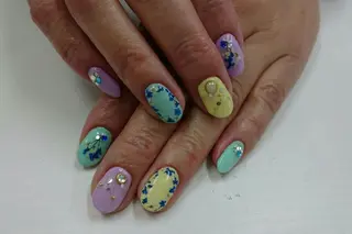 ミディアム ネイル nail salon Blancのネイルデザイン