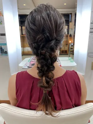 ロング ヘアアレンジ いけだ ゆうのヘアスタイル