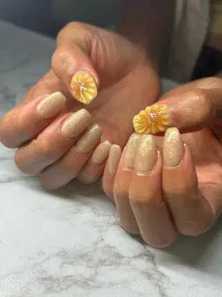 ネイル SERIA& Be more...のネイルデザイン