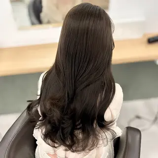 ロング カラー ブリーチなし/レイヤ ー特化🌈Tommyのヘアスタイル