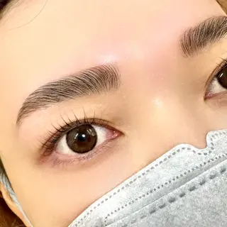 アイブロウ 🩵Mistic.R 笹野🩵のマツエク・マツパデザイン