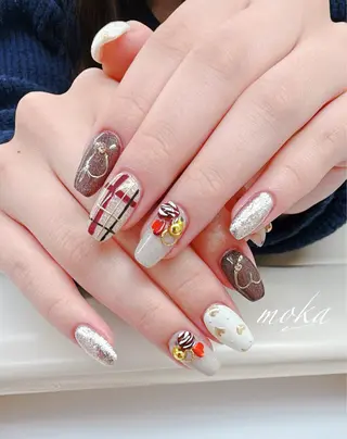 ネイル 胡蝶蘭レディースサロ ンNailMOKAのネイルデザイン