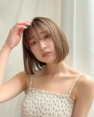 ショート カラー レイヤー専門家 ダブルカラー修のヘアスタイル