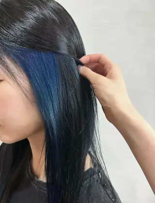 ロング カラー 中川 もえか【明石】のヘアスタイル