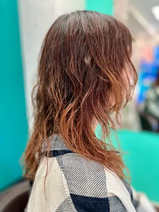 セミロング FUN hair　make所属・鈴木 令子のヘアスタイル