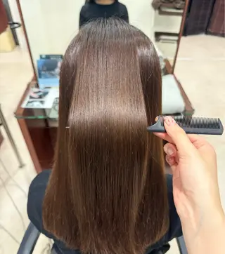 ロング パーマ 陰山 友咲のヘアスタイル