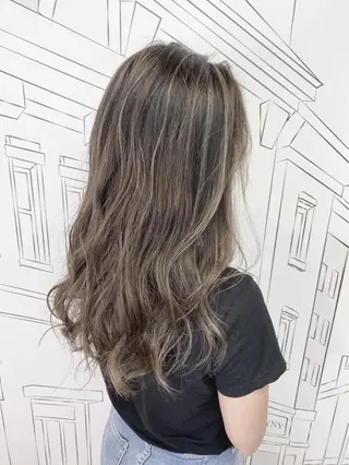 セミロング 💎馴染むエクステ ×カラーTOMO💎のヘアスタイル