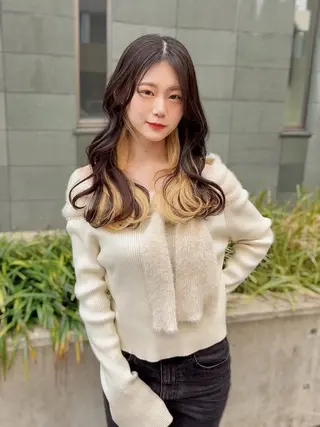 Noe' Akariのヘアスタイル