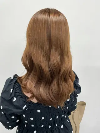 セミロング カラー Ella所属・nana【艶髪】/ レイヤー/縮毛矯正のヘアスタイル