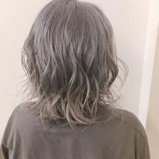 ミディアム カラー デザインカラー髪質 改善Lilithのその他イメージ
