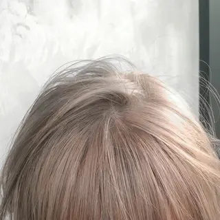 ミディアム カラー TOMO GEEKS代表のヘアスタイル