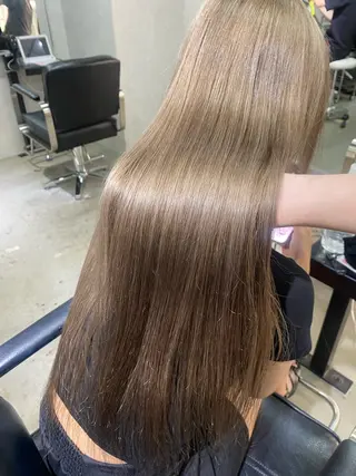 ロング カラー トレンドスタイル/ ワンホン/YURIのヘアスタイル