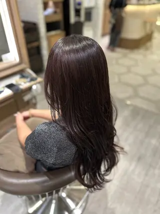 カラー 徳平 優衣のヘアスタイル