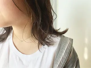 セミロング カラー 【Uneユヌ】菊地 春那のヘアスタイル