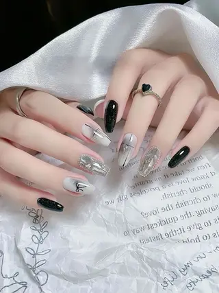 ネイル Queen Nail 柏店　クイーンネイルのネイルデザイン