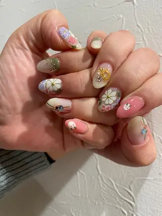 ネイル 佐藤  悠子のネイルデザイン