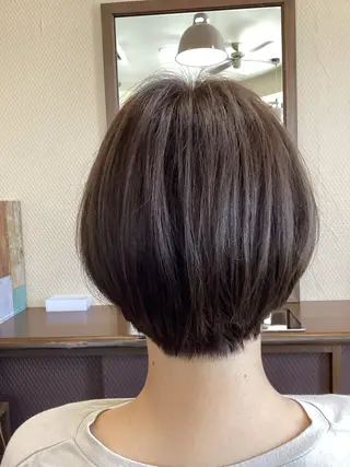 ショート カラー loji hair所属・🌈ママ美容師🌈 齋藤美和のヘアスタイル