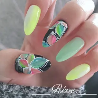 ネイル Reve.所属・Reve. 黒澤のネイルデザイン