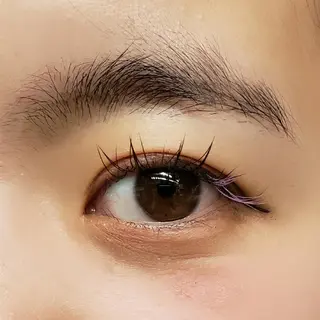 マツエク・マツパ 知久 絢音のヘアスタイル