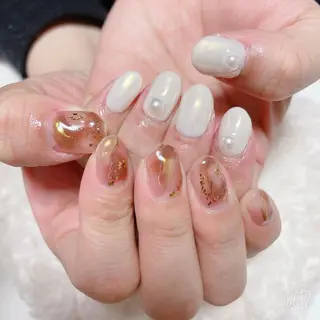 ネイル The Best Beauty受付担当のヘアスタイル