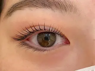 マツエク・マツパ PLATINUM DOLL yunaのマツエク・マツパデザイン