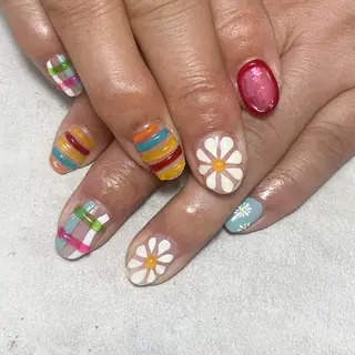 ネイル atelier　FIORITURA所属・FIORITURA aiのネイルデザイン