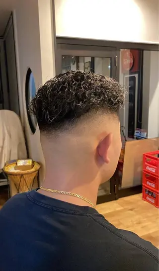 ショート メンズ FREEDOM BARBER&CO.所属・宮 蒼輔のヘアスタイル