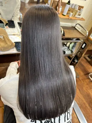 ロング 服部 和香のヘアスタイル