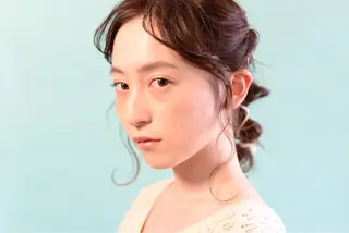 セミロング カラー ヘアアレンジ GLROW haruhiのヘアスタイル