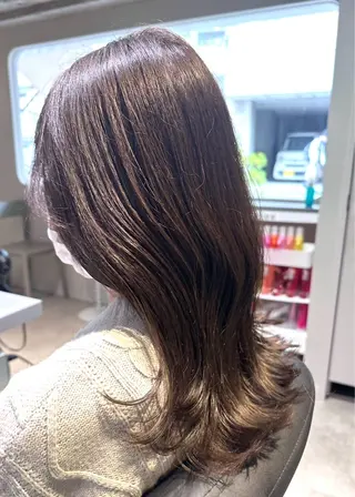 ミディアム uru柏店所属・椎葉 まりんのヘアスタイル