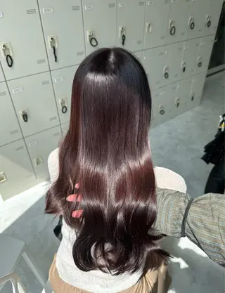 ロング 韓国ヘア/ブリーチ無 しWカラー/オリーブのヘアスタイル