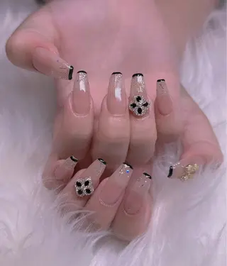 ネイル エムズ エムズのマツエク・マツパデザイン