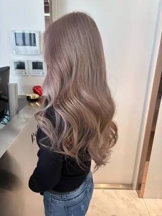 ミディアム カラー rina／ベージュ ワンホン/韓国ヘアのヘアスタイル