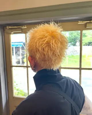ショート メンズ Masaki ブリーチカラーのヘアスタイル