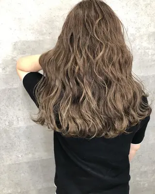 ミディアム カラー 髪質改善 中川　翔のヘアスタイル