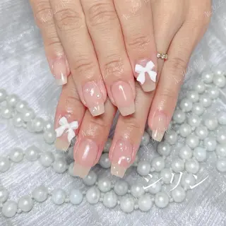 ネイル Queenie 🦋のネイルデザイン