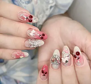 ネイル Pure&Rich Nailのネイルデザイン