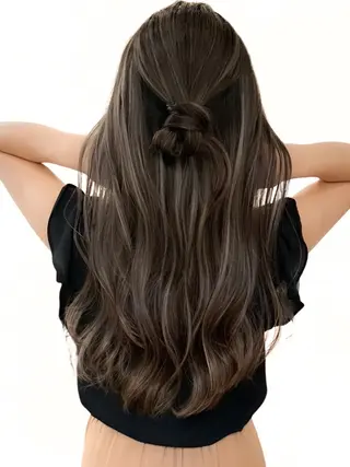 ロング ✨レイヤーカット/透 名感カラー特化✨のヘアスタイル