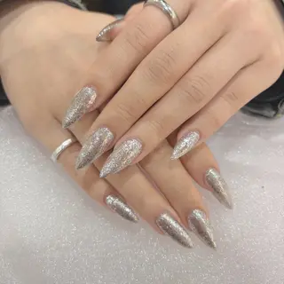 ネイル KANA🎀ワンホン ネイル🤍当日予約○のネイルデザイン