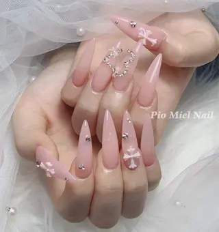 ネイル HANA 長さだしのネイルデザイン